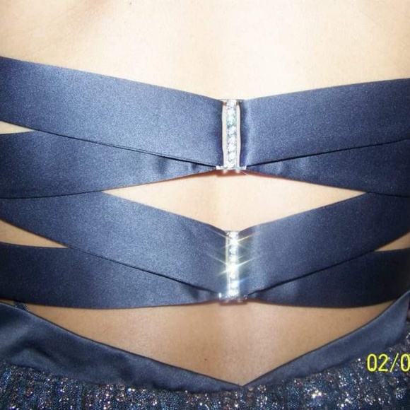 Cocktail Dress - Picture 4 of 6